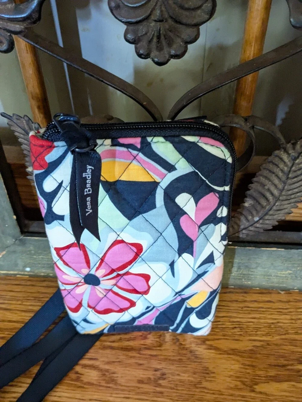 NWT Vera Bradley Mod Paisley RFID Mini Cellphone Crossbody Bag